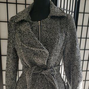 Herringbone belted/zipper coat, hip-length, fully lined